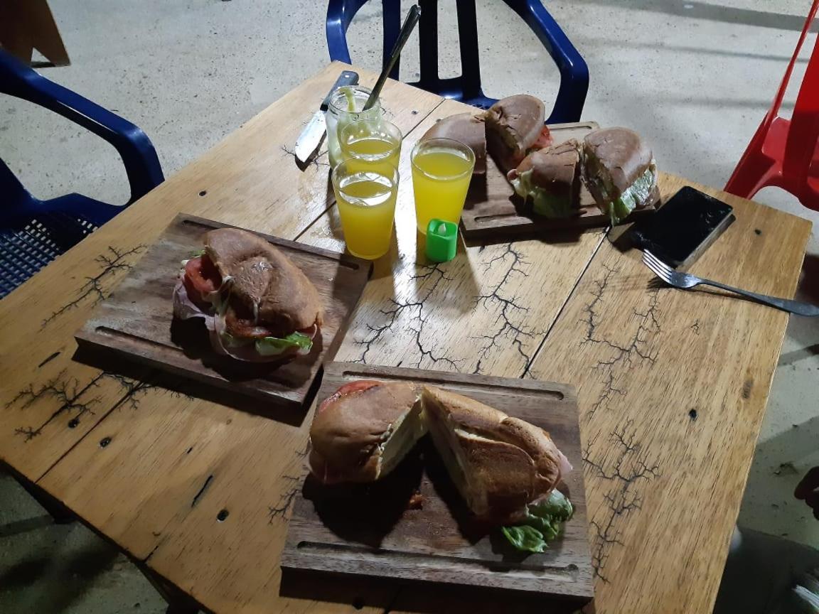 La Macarena Hostal Cano Nevera المظهر الخارجي الصورة